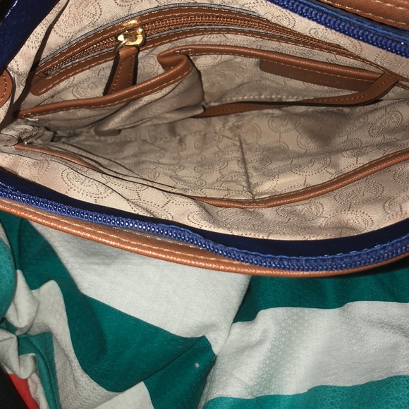 Blue Micheal Kors Crossbody - Picture 5 of 5